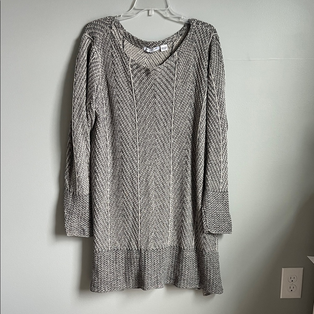 eight eight eight Gray Knit Scoop Neck Sweater